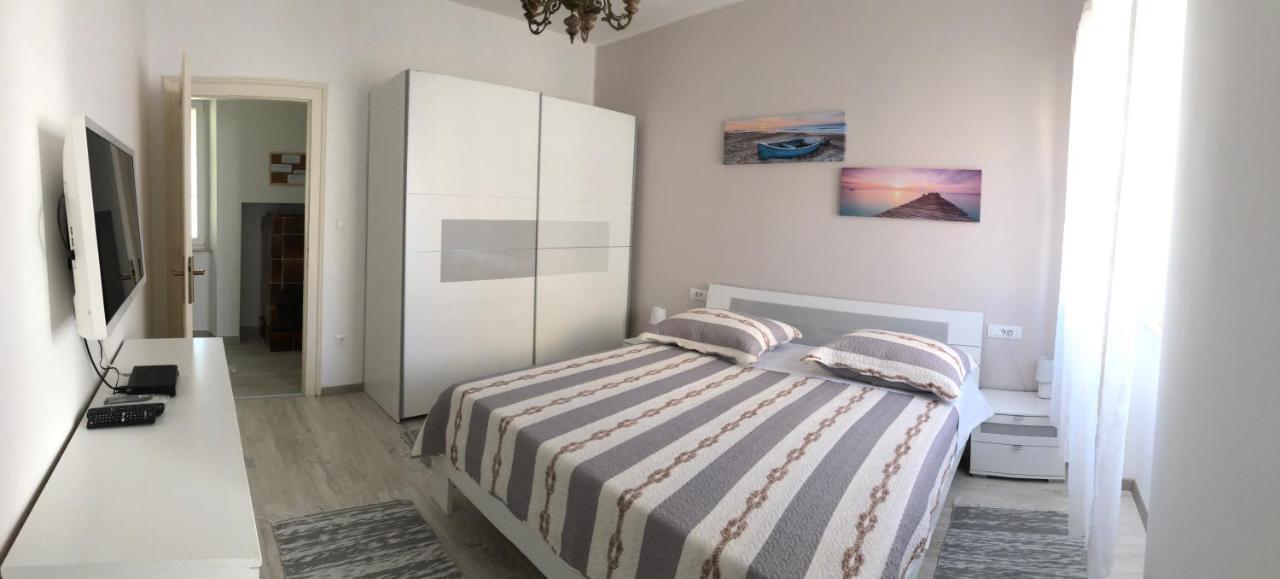 Apartment Batinica Šibenik Exteriör bild