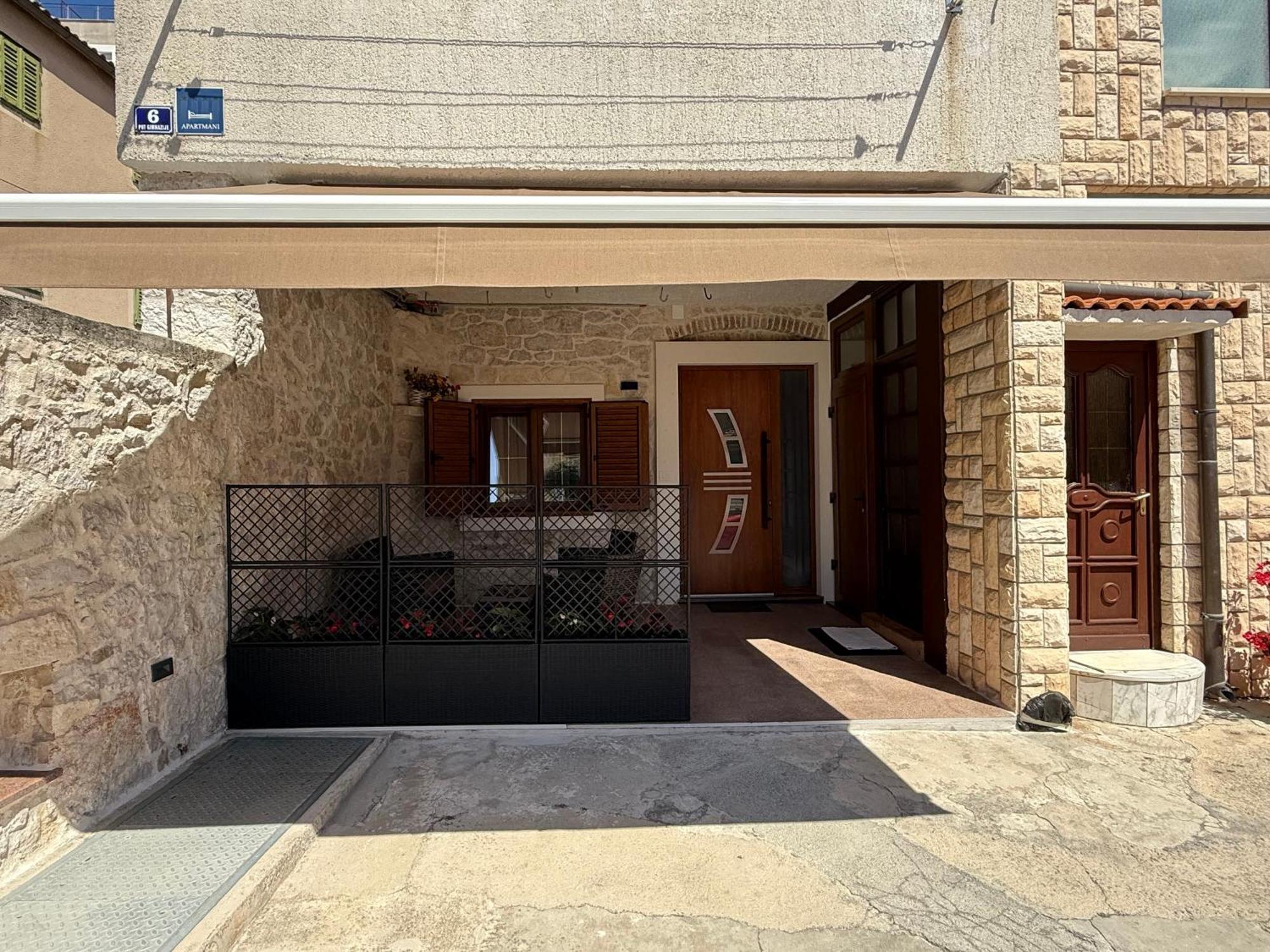 Apartment Batinica Šibenik Exteriör bild