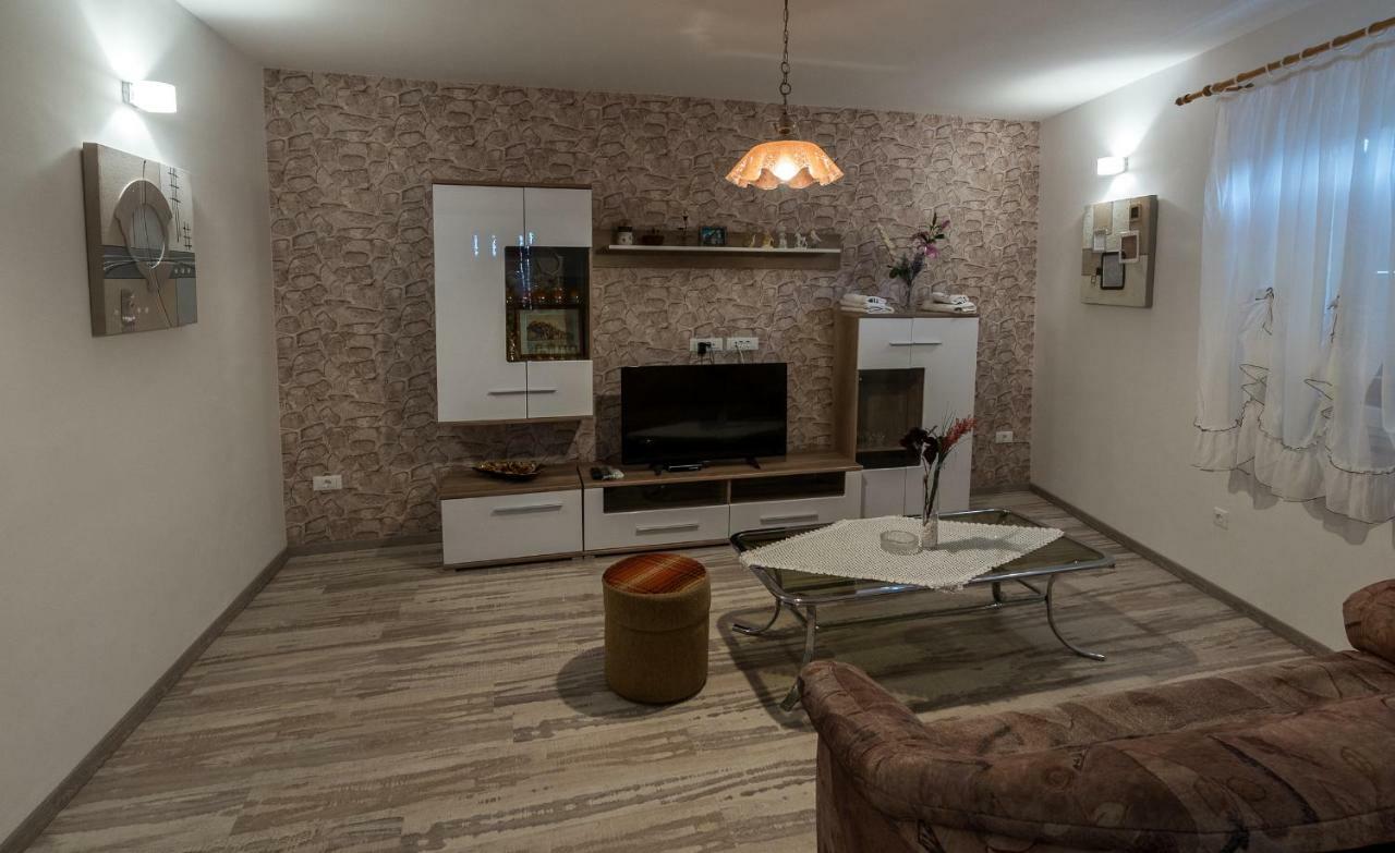 Apartment Batinica Šibenik Exteriör bild