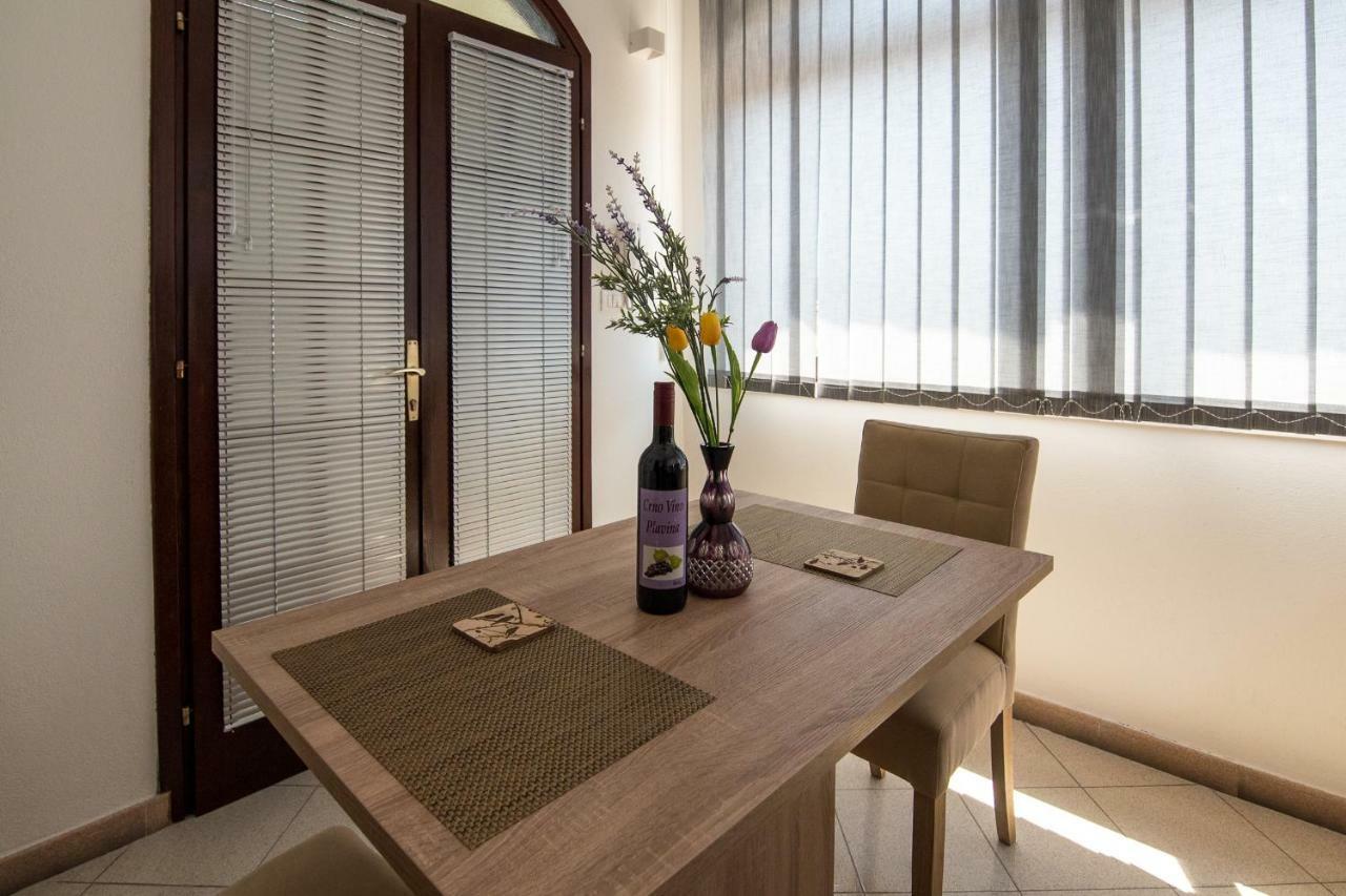 Apartment Batinica Šibenik Exteriör bild
